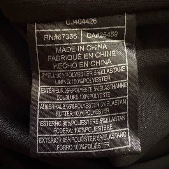 Cupcakes and Cashmere Sequin Blouse Black Silver NWT Size M - Picture 7 of 8